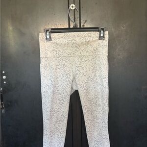 Athleta White Patterned Capri Leggings